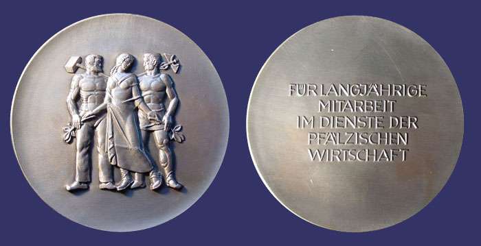 Moshage, Heinrich, German Art Deco Service Medal
Reverse:  F&#368;R LANGJHRIGE MITARBEIT IM DIENSTE DER PFLZISCHEN WIRTSCHAFT (For Long Time Cooperation in the Service of the Palatine Economy)

This large medal was edited by the Association of Economy of the Palatinat showing the personification of the Economy and at her sides the Commerce and Crafts.

Some medals like this one have the iniitials MH on the obverse.

Silvertype bronze, 80mm, 180 g
Keywords: Art Deco