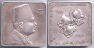 King_Farouk_Cotton_Medal_1951.jpg