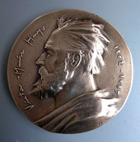 Victor Marie Hugo av by N. Vudrag
Victor Marie Hugo av (1802-1885) portrait inspired by Chaplain. 2012
Keywords: portrait classical contemporary medal bronze Hugo Vudrag vudrag_medals